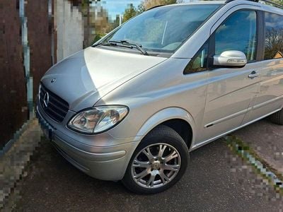 Usata Mercedes Viano Edition 150 CV (110 kW) 2009 Argento Monovolume