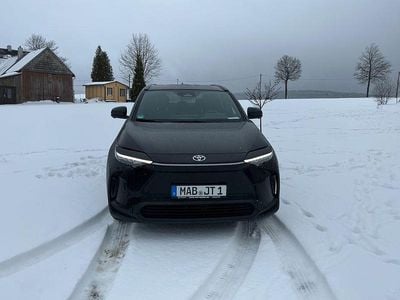 Gebraucht Toyota bZ4X 150 kW (204 PS) 2025 Schwarz SUV