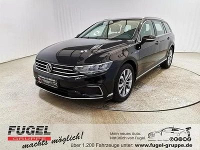 Second-hand VW Passat GTE 218 CP (160 kW) 2022 Negru Break