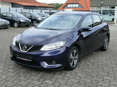 Gebraucht Nissan Pulsar Acenta 110 PS (80 kW) 2015 Blau Kleinwagen