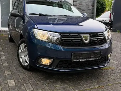 Używany Dacia Sandero 90 KM (66 kW) 2017 Niebieski Hatchback
