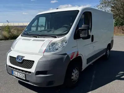Gebraucht Peugeot Boxer 120 PS (88 kW) 2009 Weiß Van