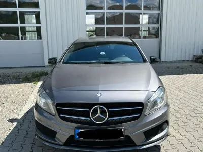 Gebraucht Mercedes A180 AMG line 122 PS (89 kW) 2015 Andere farben Kleinwagen