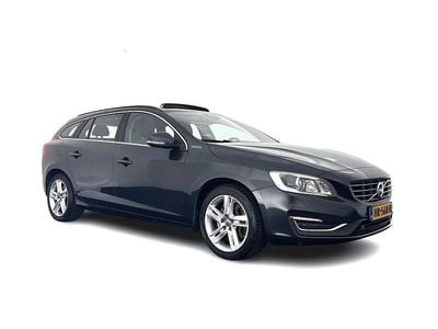 Gebraucht Volvo V60 Summum 230 PS (169 kW) 2015 Grau Kombi