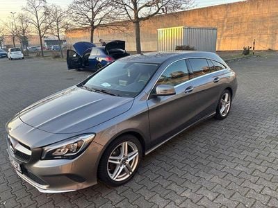 Gebraucht Mercedes CLA220 Shooting Brake Edition 177 PS (130 kW) 2018 Silber Kombi