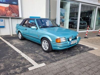 Gebraucht Ford Escort Cabriolet 90 PS (66 kW) 1990 Blau Cabrio