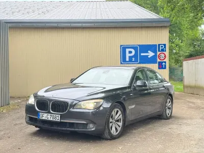 Gebraucht BMW 740 Sport Line 306 PS (225 kW) 2009 Schwarz Limousine
