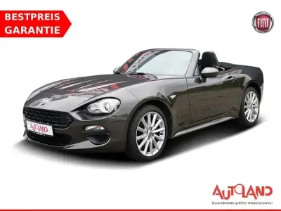 Gebraucht Fiat 124 Spider 140 PS (102 kW) 2018 Braun Cabrio