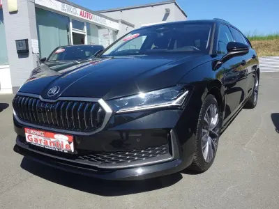Gebraucht Skoda Superb LAURIN & KLEMENT 150 PS (110 kW) 2025 Schwarz Kombi