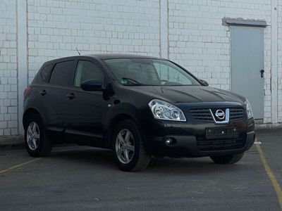 gebraucht Nissan Qashqai 2.0DCi/Automatik/Leder/Xenon/Pano/Navi/Kamera