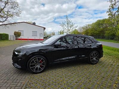 Second-hand Audi SQ8 Advanced 507 CP (372 kW) 2022 Negru SUV