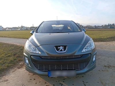 Grau Gebraucht 2008 Peugeot 308 Kleinwagen | 2.990 €