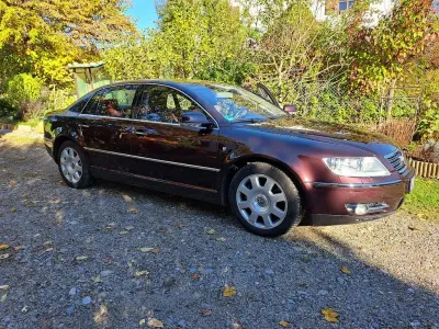 Gebraucht VW Phaeton 224 PS (164 kW) 2007 Rot Limousine