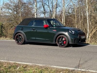 Gebraucht Mini John Cooper Works 231 PS (169 kW) 2022 Grün Kleinwagen