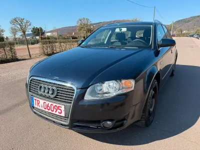 Gebraucht Audi A4 140 PS (102 kW) 2005 Blau Kombi