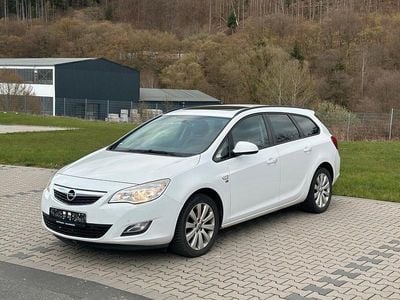Gebraucht Opel Astra 120 PS (88 kW) 2012 Weiß Kombi