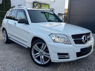 Gebraucht Mercedes GLK250 Sport 204 PS (150 kW) 2011 Weiß SUV