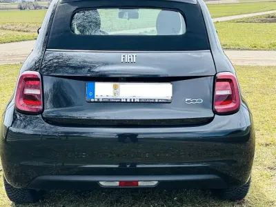 Gebraucht Fiat 500e Icon 86 kW (118 PS) 2022 Schwarz Cabrio