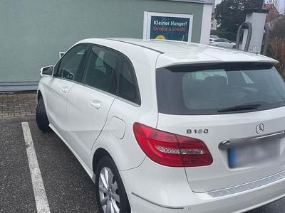 Gebraucht Mercedes B180 2013 Weiß Van / Kleinbus