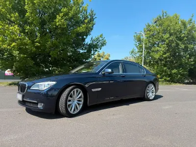 Gebraucht BMW 760L 560 PS (411 kW) 2011 Blau Limousine
