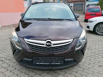 Usata Opel Zafira Tourer 120 CV (88 kW) 2013 Marrone Monovolume