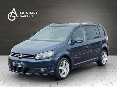 Gebraucht VW Touran Cup 140 PS (102 kW) 2015 Blau Van / Kleinbus