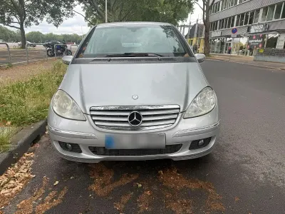 Gebraucht Mercedes A180 Elegance 109 PS (80 kW) 2007 Silber Limousine