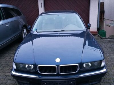 gebraucht BMW 730 i V8, 8-fach bereift AZEV 18 Zoll + originale Alufelgen