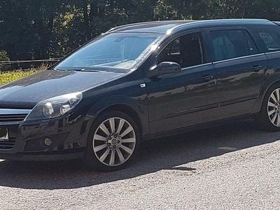 Gebraucht Opel Astra Edition 116 PS (85 kW) 2008 Schwarz Limousine