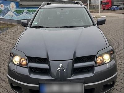 Gebraucht Mitsubishi Outlander 160 PS (117 kW) 2004 Grau SUV