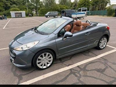 Gebraucht Peugeot 207 CC Roland Garros 150 PS (110 kW) 2008 Grau Cabrio