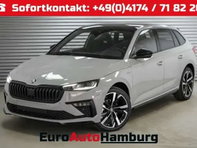 Neu Skoda Scala Monte Carlo 116 PS (85 kW) 2025 Stahl grau metallic (m3) Kleinwagen
