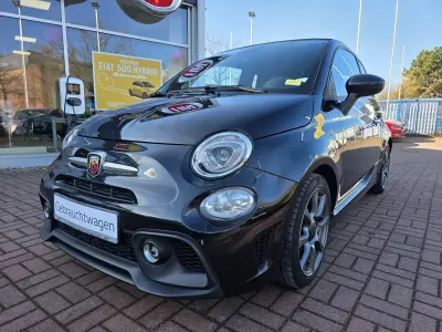 Second-hand Abarth 595C 165 CP (121 kW) 2023 Negru Cabrio