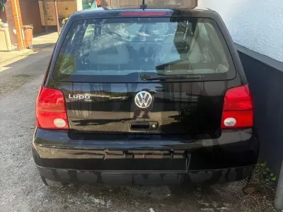 Używany VW Lupo Basis 60 KM (44 kW) 2001 Czarny Hatchback