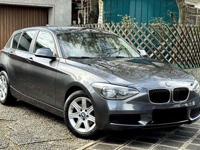 Gebraucht BMW 116 Sport Line 116 PS (85 kW) 2015 Grau Kleinwagen