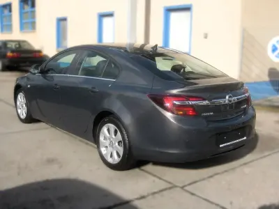 Brugt Opel Insignia Edition 140 HK (102 kW) 2015 Grå Sedan