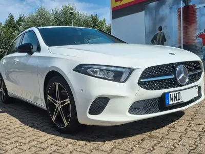 Gebraucht Mercedes A200 Progressive 163 PS (119 kW) 2018 Weiß Limousine