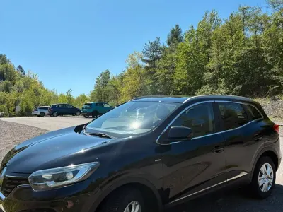 Gebraucht Renault Kadjar LIMITED 130 PS (95 kW) 2018 Schwarz SUV