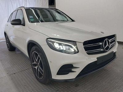 Gebraucht Mercedes GLC250 AMG line 211 PS (155 kW) 2019 Polarweiß SUV
