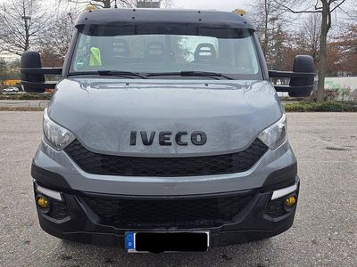 Grau Gebraucht 2016 Iveco Daily | 26.999 €