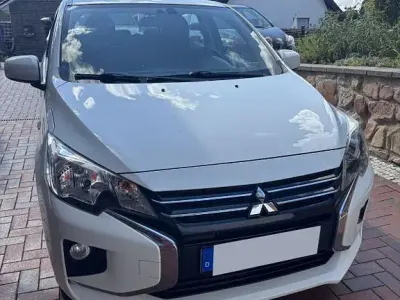 Gebraucht Mitsubishi Space Star 71 PS (52 kW) 2020 Weiß Kleinwagen