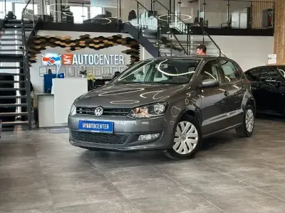 Gebraucht VW Polo Comfortline 90 PS (66 kW) 2013 Grau Kleinwagen