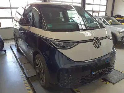 Gebraucht VW ID. Buzz Pro 150 kW (204 PS) 2023 Weiß Van / Kleinbus