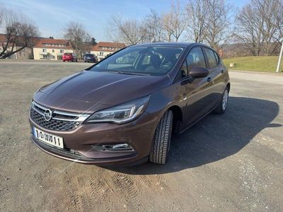Gebraucht Opel Astra 150 PS (110 kW) 2017 Braun Limousine