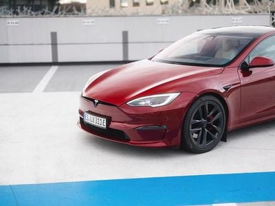Gebraucht Tesla Model S Plaid 750 kW (1020 PS) 2023 Rot Kleinwagen