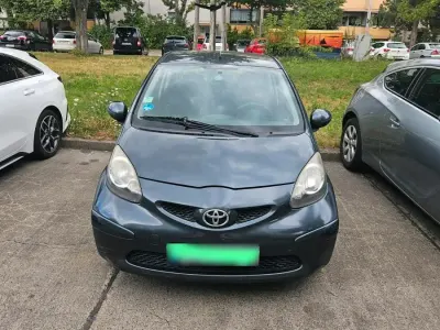 Gebraucht Toyota Aygo 69 PS (50 kW) 2008 Braun Kleinwagen