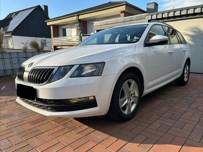 Gebraucht Skoda Octavia Tour 150 PS (110 kW) 2020 Weiß Kombi