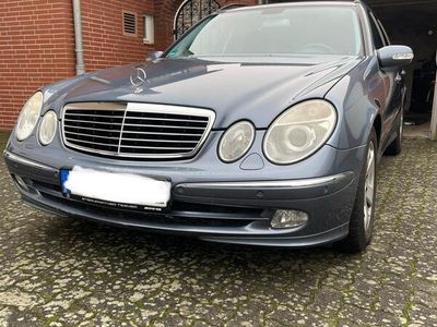 Mercedes E320