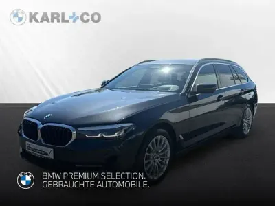 Gebraucht BMW 520 Sport Line 190 PS (139 kW) 2022 Sophistograu brillanteffekt metalli Limousine