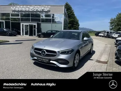 Gebraucht Mercedes C300e Avantgarde 313 PS (230 kW) 2023 Silber Limousine